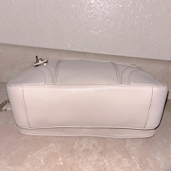 Love Moschino Cream/Gold Shoulder/ Crossbody Bag - Picture 5 of 16